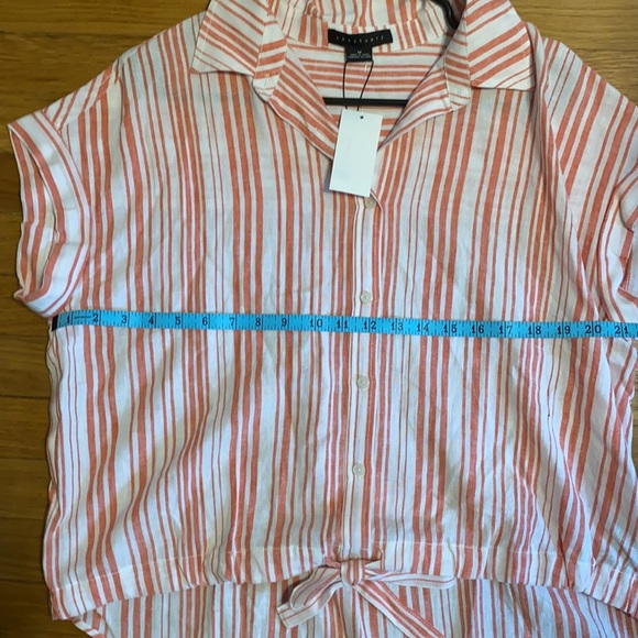 Sanctuary cotton top-peach and white size medium - Picture 3 of 6